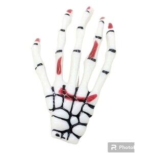 Punk Halloween Hair Accessories: Skeleton Claw Hair Clip with Skull Hand - White
